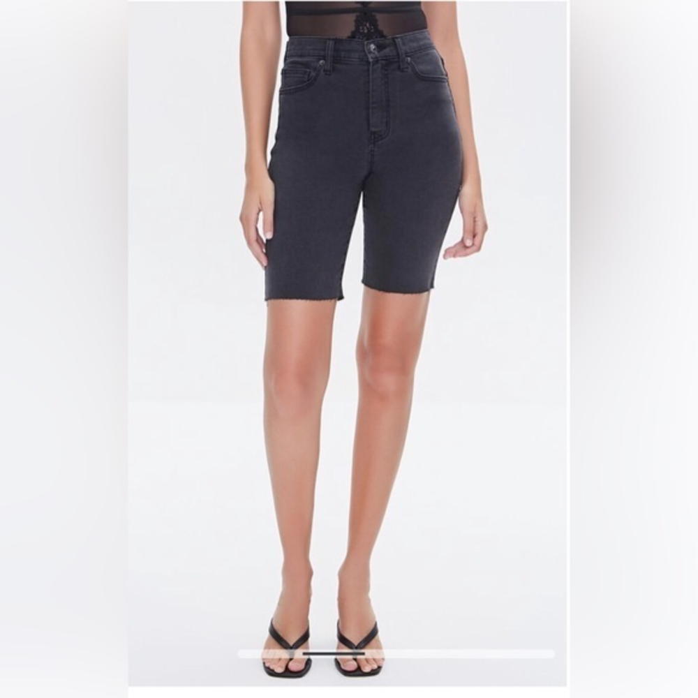 Forever 21 High‎ rise Bermuda Shorts Size 26